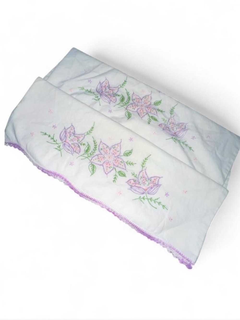 Vintage Embroidered Floral Pillowcase Pair in Lavender and White